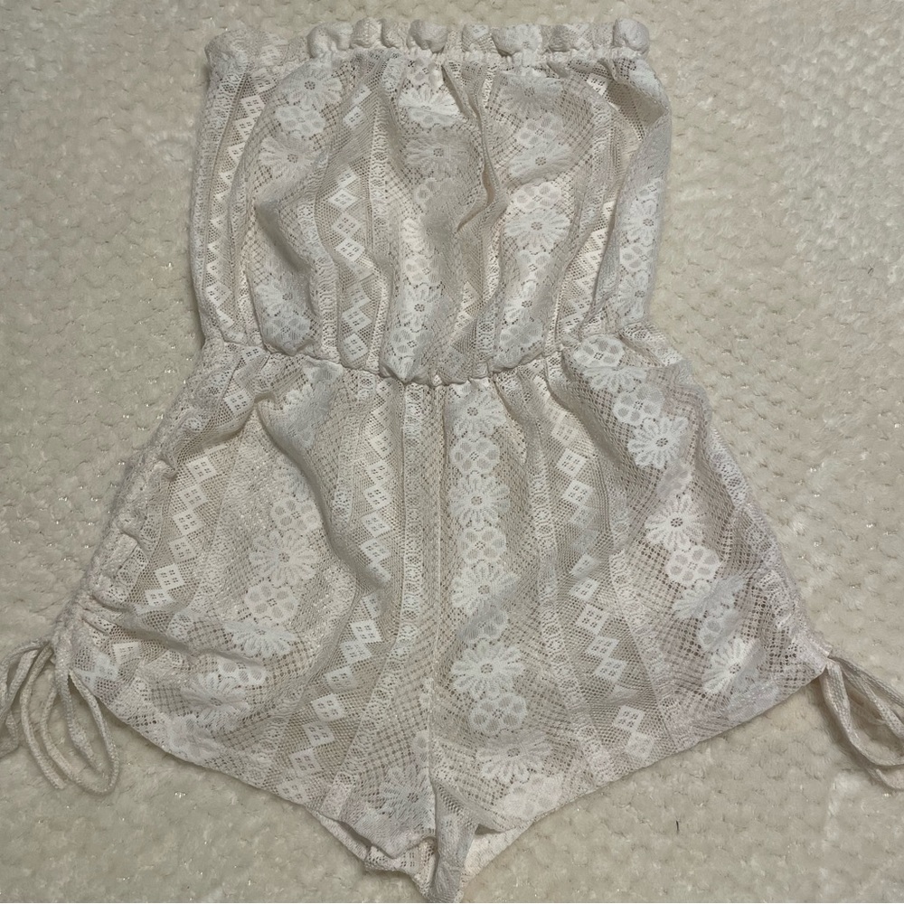 Fashion Nova Strapless Coverup
